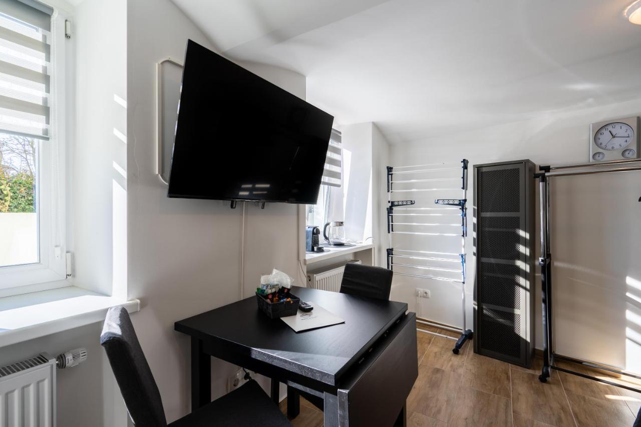 revLIVING Primus und Secundus Eggenburg - Garten - Netflix - Disney Plus - Nespresso Exterior foto