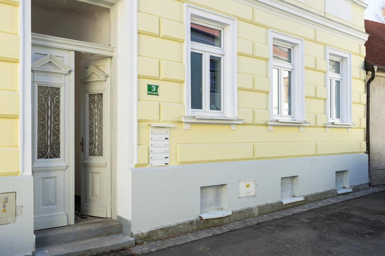 revLIVING Primus und Secundus Eggenburg - Garten - Netflix - Disney Plus - Nespresso Exterior foto