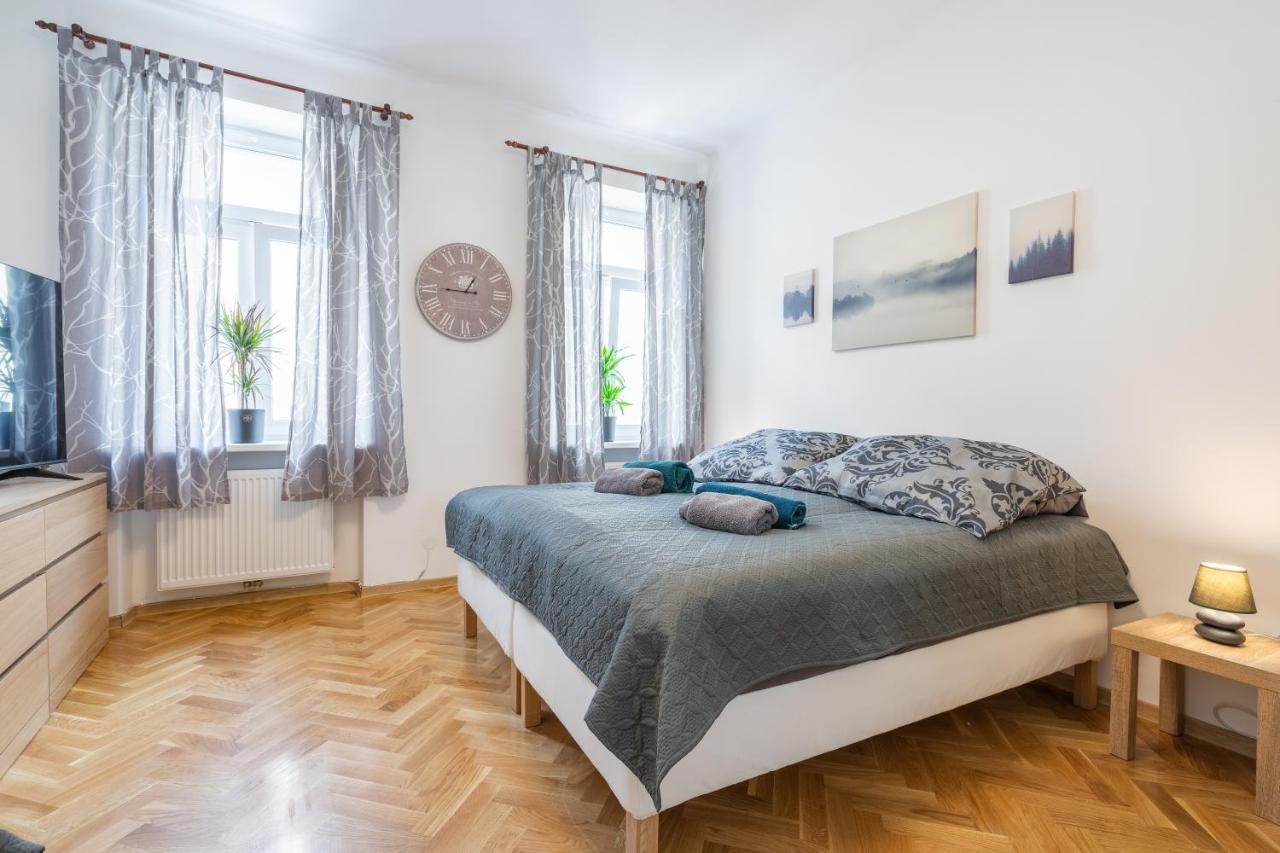 revLIVING Primus und Secundus Eggenburg - Garten - Netflix - Disney Plus - Nespresso Exterior foto