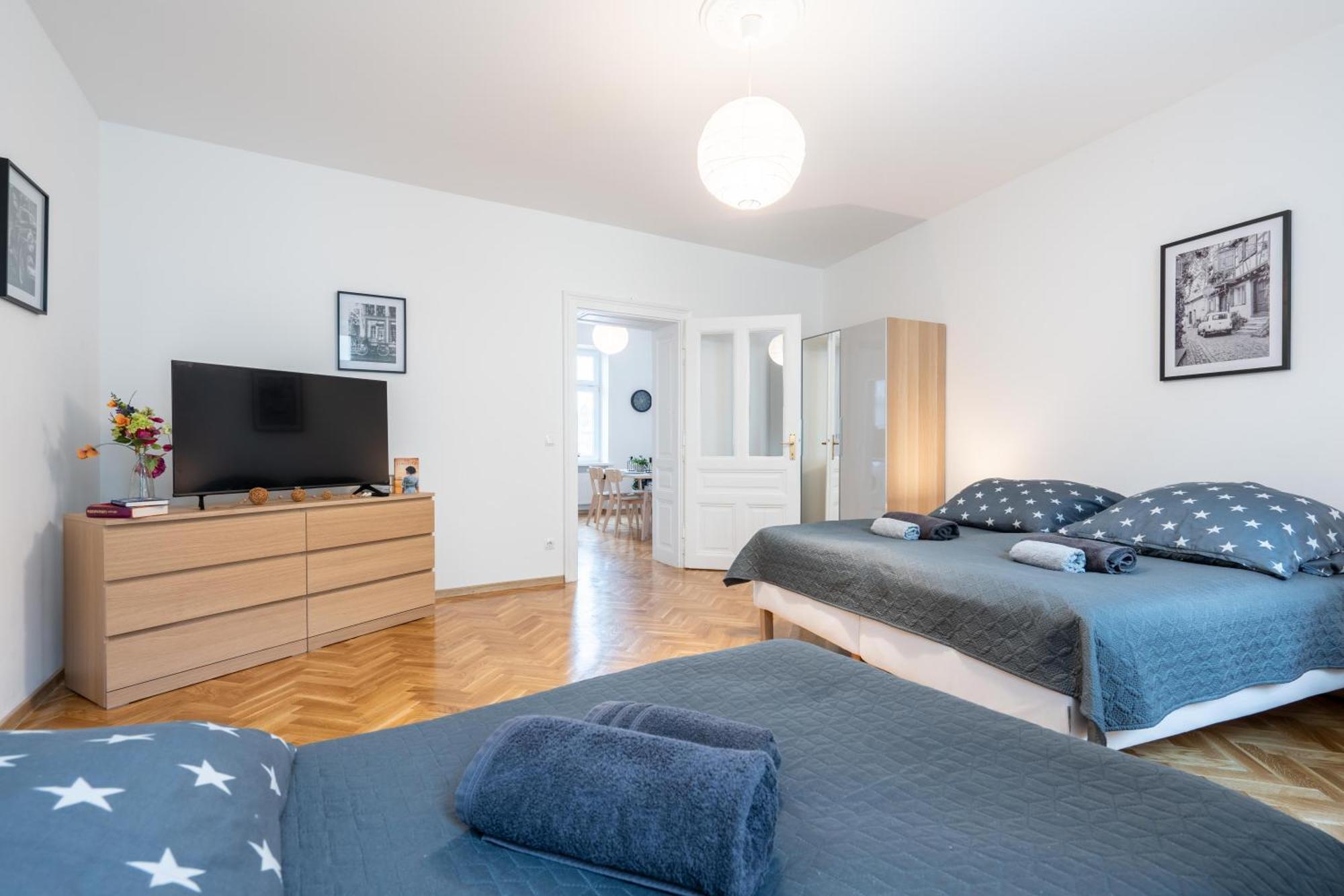 revLIVING Primus und Secundus Eggenburg - Garten - Netflix - Disney Plus - Nespresso Exterior foto