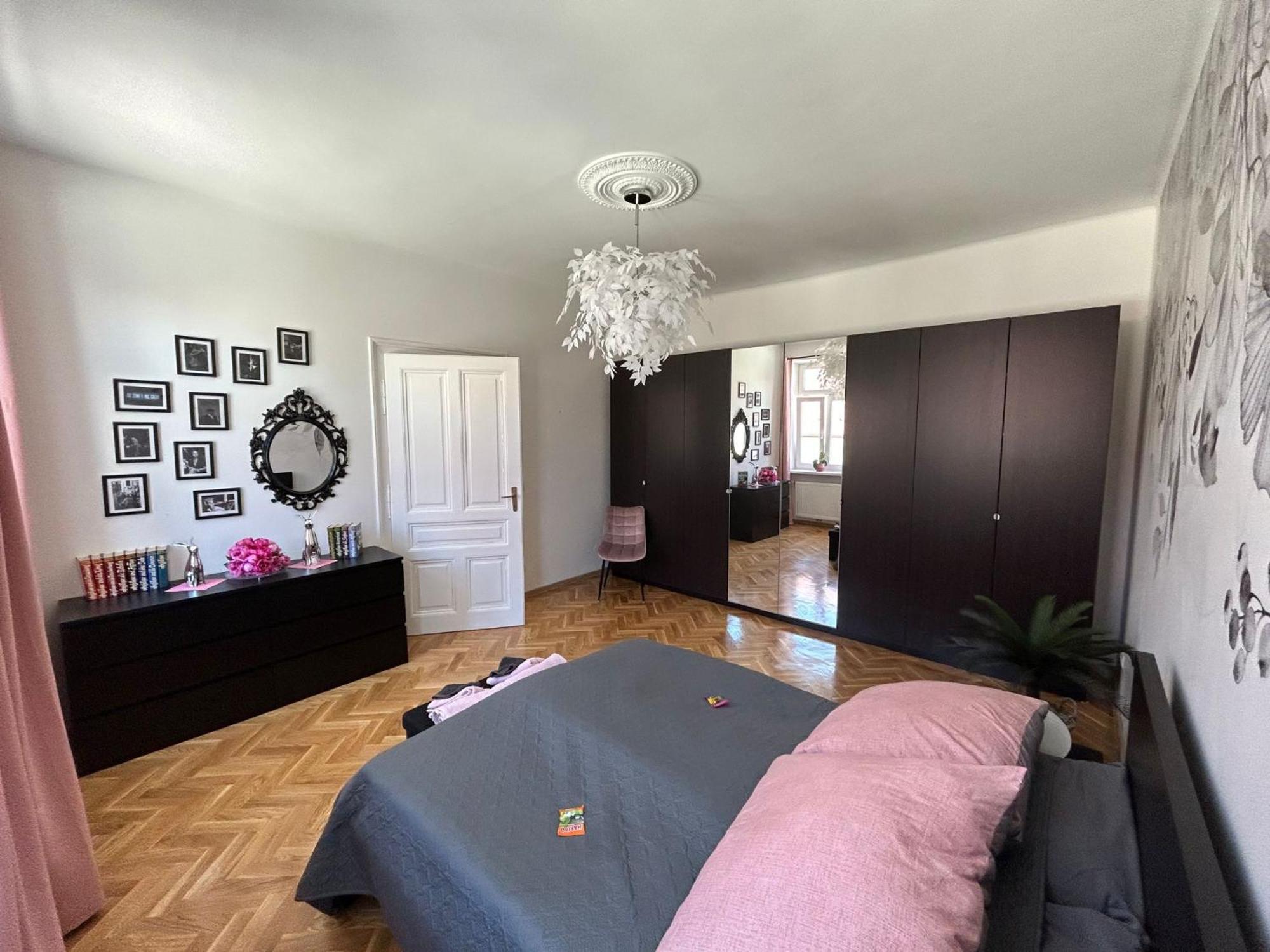 revLIVING Primus und Secundus Eggenburg - Garten - Netflix - Disney Plus - Nespresso Exterior foto