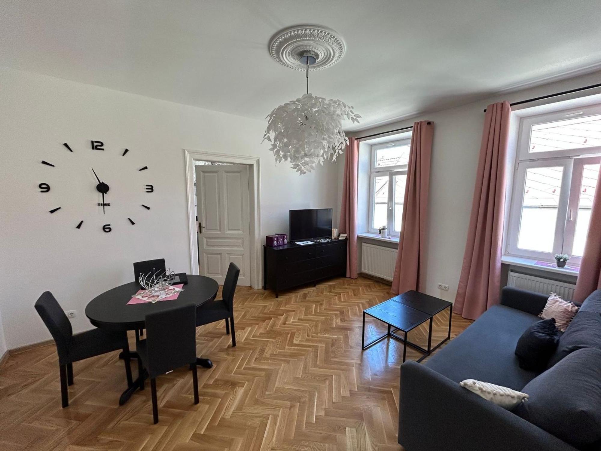 revLIVING Primus und Secundus Eggenburg - Garten - Netflix - Disney Plus - Nespresso Exterior foto