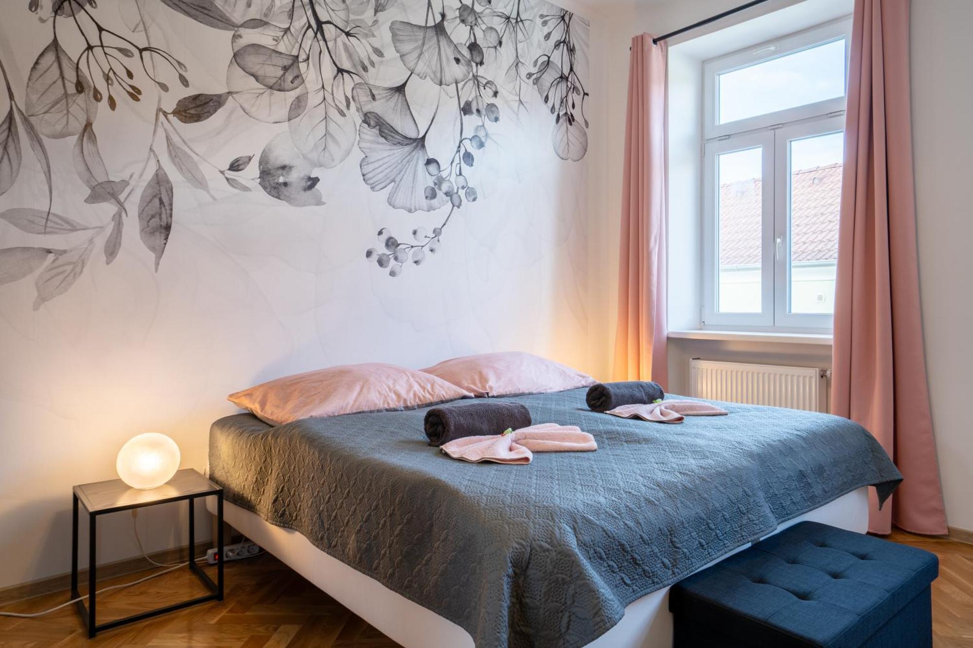 revLIVING Primus und Secundus Eggenburg - Garten - Netflix - Disney Plus - Nespresso Exterior foto