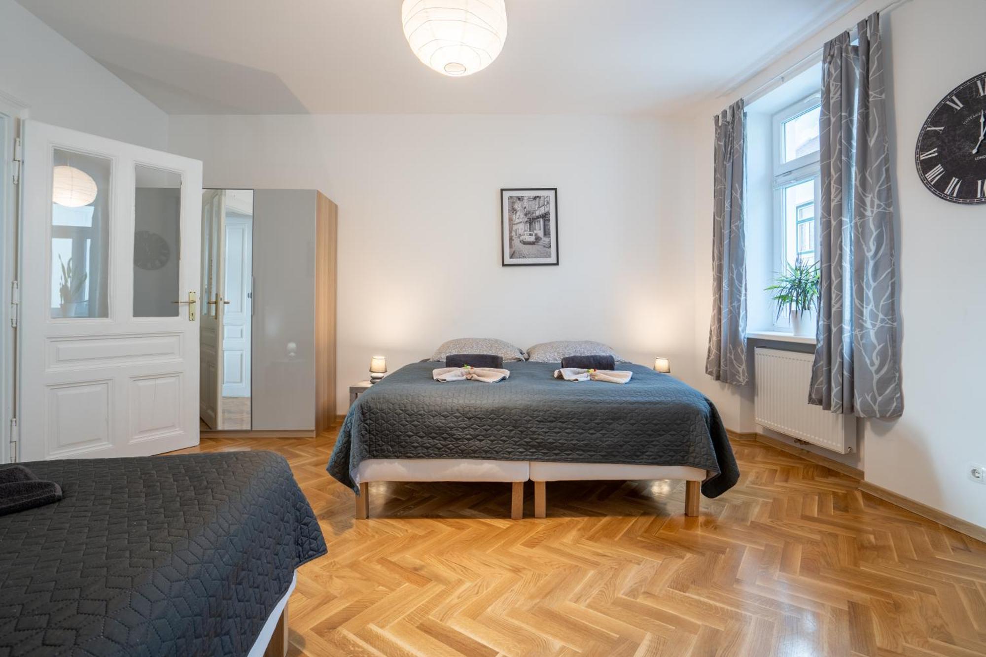 revLIVING Primus und Secundus Eggenburg - Garten - Netflix - Disney Plus - Nespresso Exterior foto