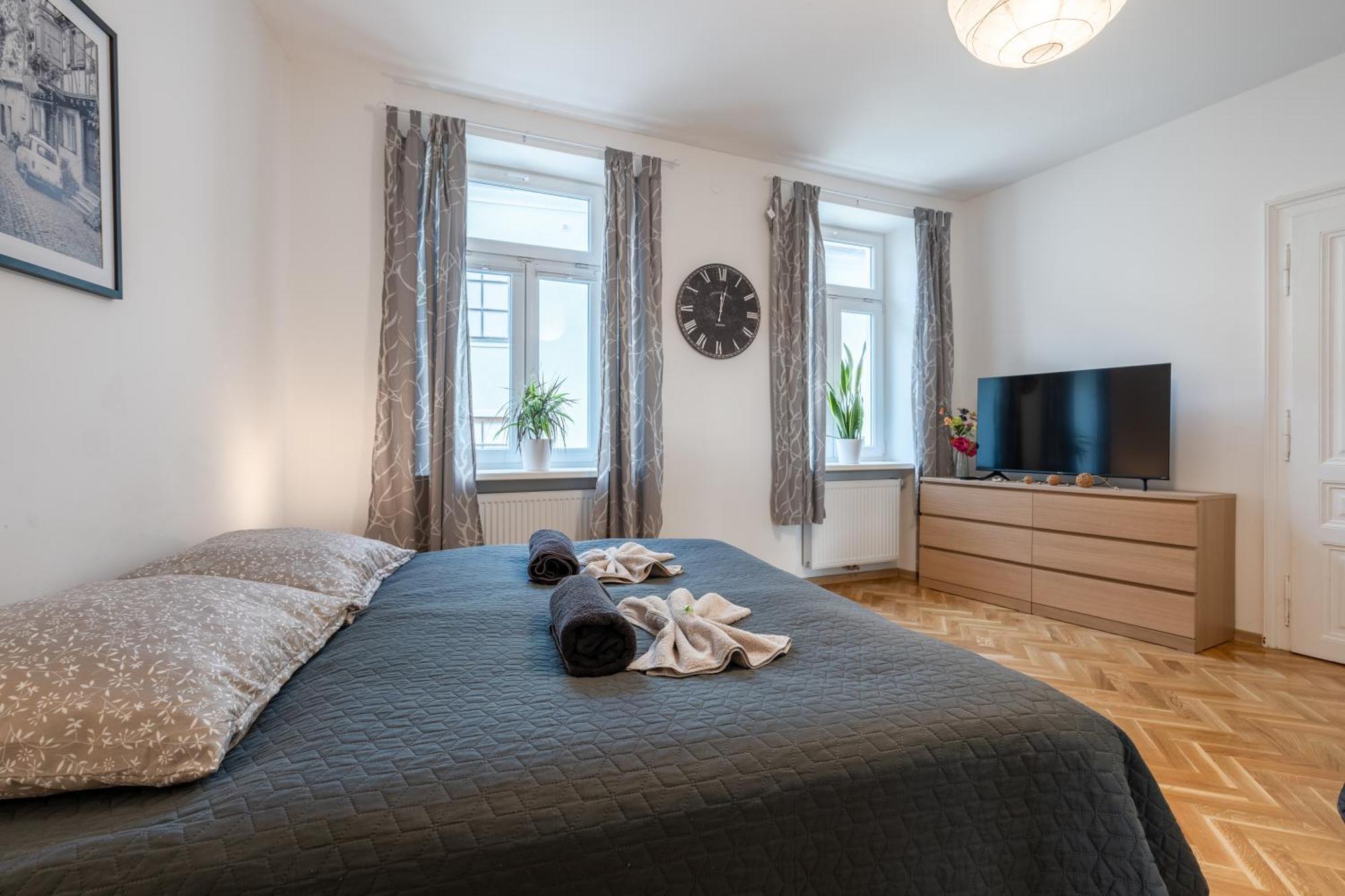 revLIVING Primus und Secundus Eggenburg - Garten - Netflix - Disney Plus - Nespresso Exterior foto
